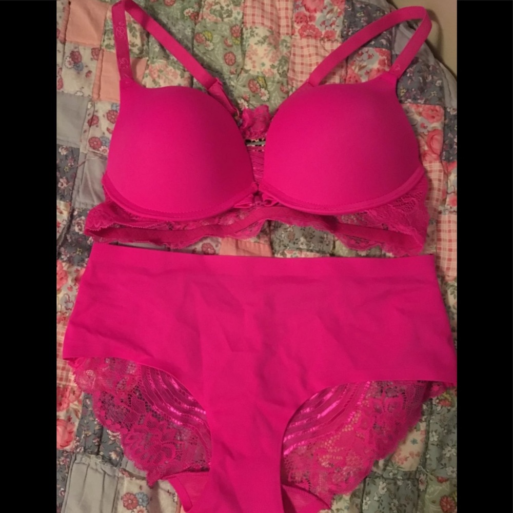 Bella Bra&Panty Set 34C&Small